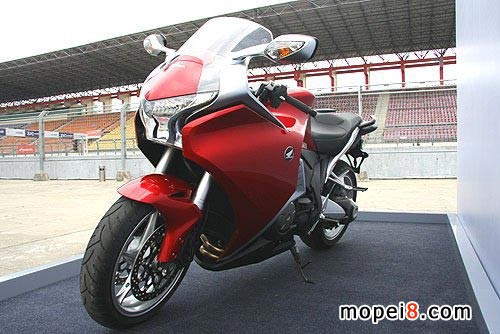 摩托車雙離合變速器DCT款VFR1200F摩托車