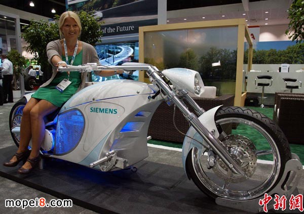 西門(mén)子電動(dòng)摩托車(chē)亮相2012世界電動(dòng)車(chē)展會(huì)