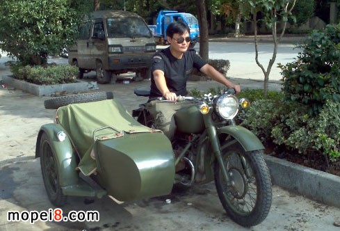 軍用邊三輪簡稱軍挎
