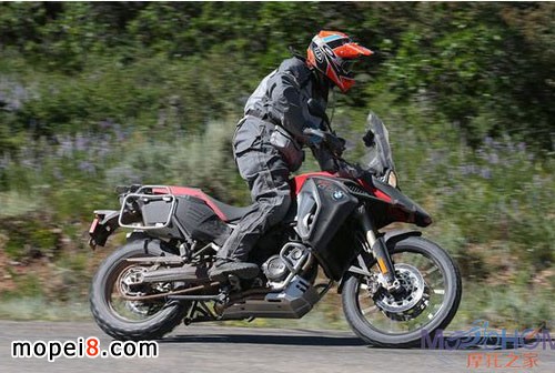 2014RԽҰĦ܇(ch)̽U(xin)BMW F 800 GS(gu)ԇ{