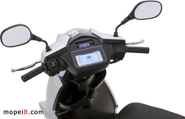 日本推新型電動(dòng)摩托車(chē)A4000i可與iPhone連接