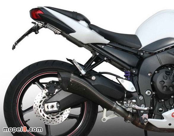 日本街霸Yamaha FZ1排氣升級