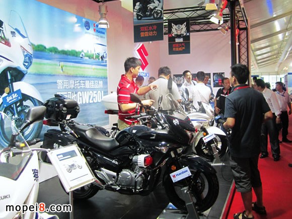 豪爵鈴木驪馳GW250J/-H警用摩托車