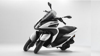 雅馬哈YAMAHA新一代都會休閑三輪車Tricity