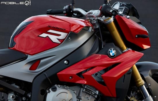 寶馬摩托全新街跑車BMW S1000R
