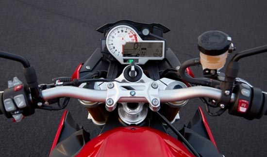 寶馬摩托全新街跑車BMW S1000R