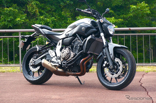 雅馬哈新型運(yùn)動(dòng)型摩托車MT-07