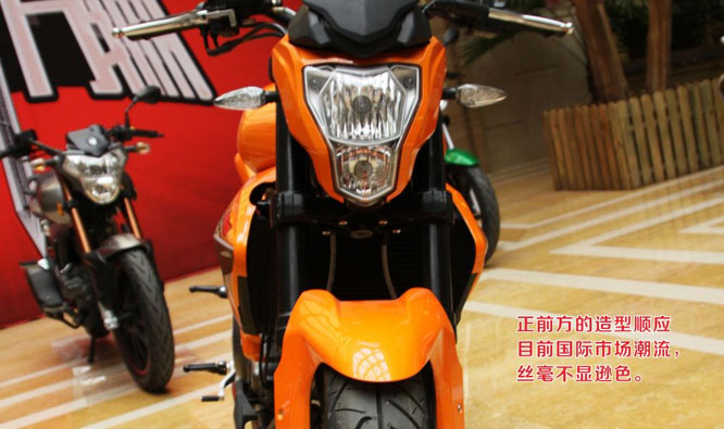 貝納利Benelli 藍(lán)寶龍BJ300GS摩托車(chē)細(xì)節(jié)圖