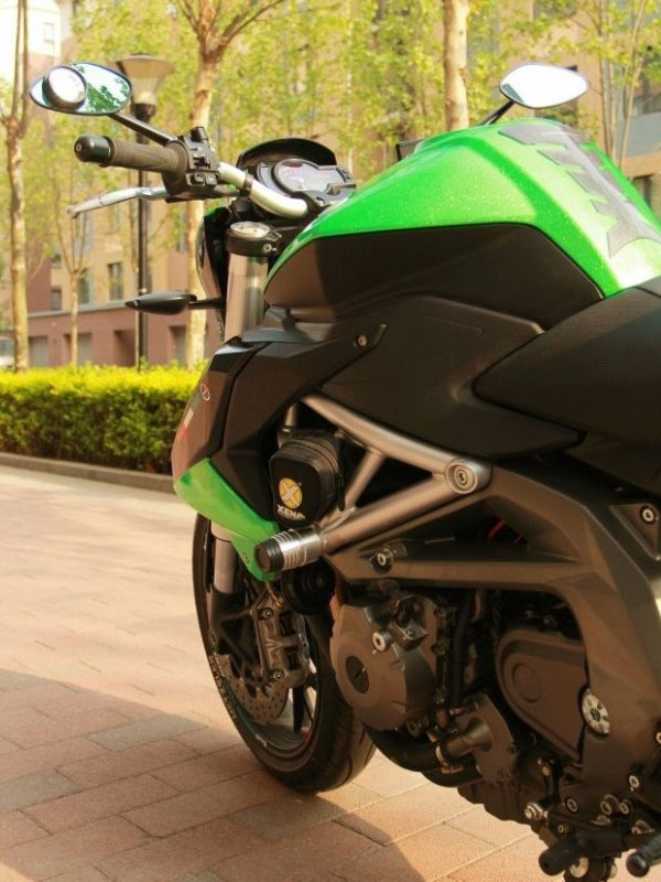 錢江黃龍BN600i(歐洲版)摩托車改裝