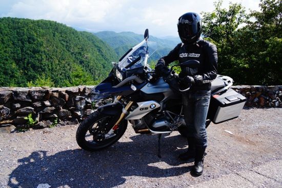 寶馬冒險(xiǎn)車型2014BMW R1200GS摩托車評(píng)測(cè)