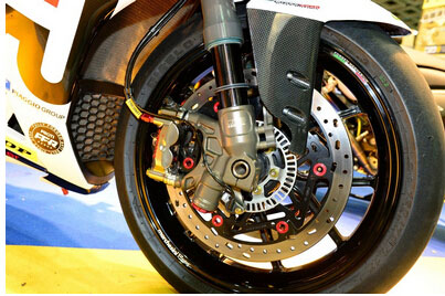 阿普利亞當(dāng)家超跑Aprilia RSV4