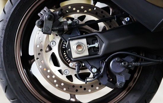 2015款雅馬哈TMAX 530 ABS 摩托車測評