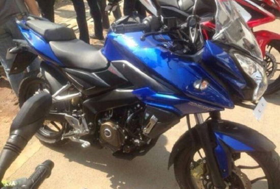 印度Bajaj(巴賈杰)運動ADV款摩托車圖片爆出