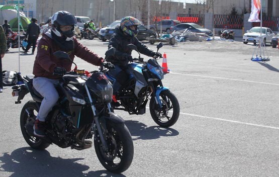 北京旗利試駕大會 本田CBR300R摩托車試駕