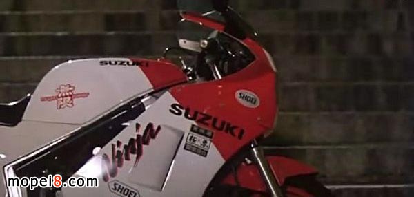 RG500 gamma貼了Ninjia摩托車貼紙