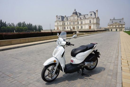 阿普利亞Scarabeo圣甲蟲摩托車試駕