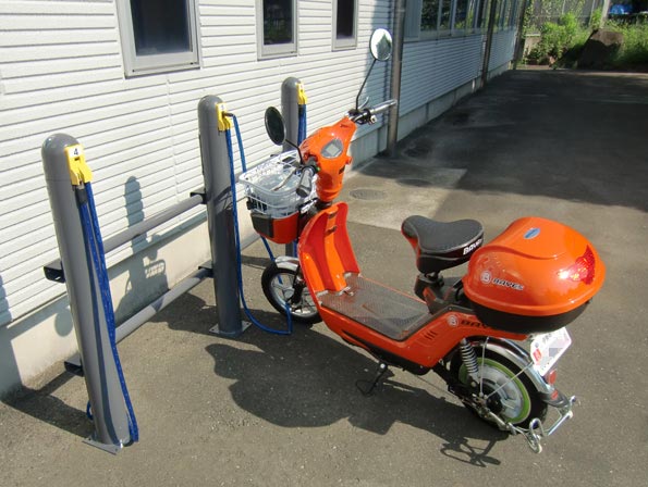 日本新型柱式摩托車/自行車收費(fèi)樁